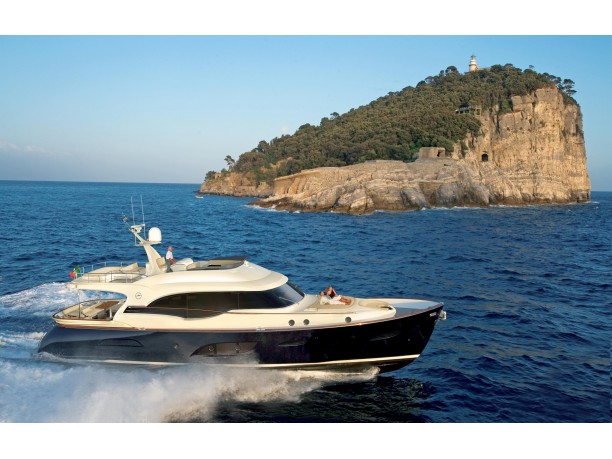 Luxury Yacht Corporation al Roma Boat Show 2010