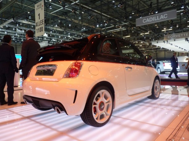 A Ginevra la prima della Abarth 500C