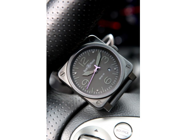 Infiniti con Bell & Ross