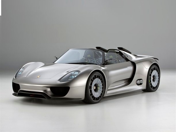 Porsche 918 Spyder entra in produzione