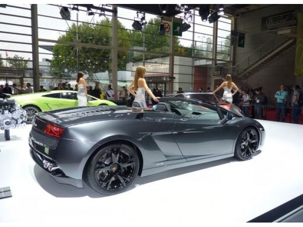 Top Cars al Salone di Parigi 2010