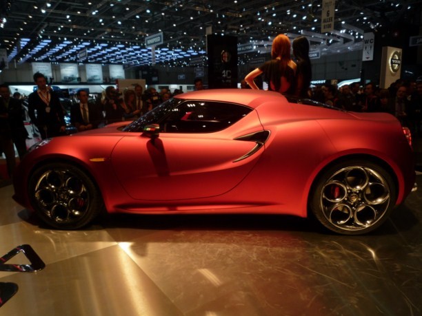 Alfa Romeo 4C al Salone di Ginevra 2011