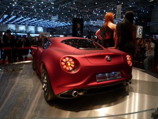 Alfa Romeo 4C al Salone di Ginevra 2011