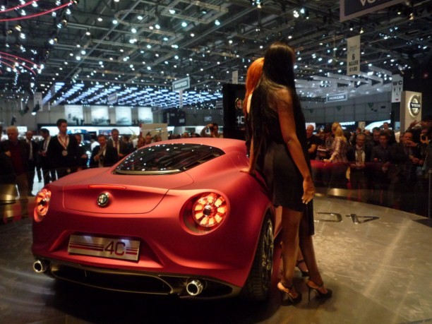 Alfa Romeo 4C al Salone di Ginevra 2011