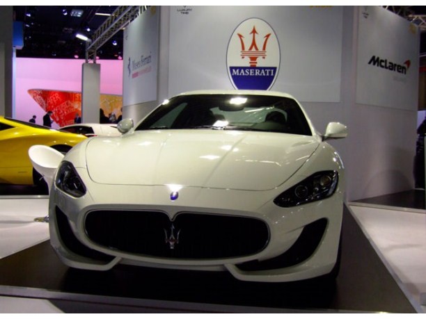 Auto di lusso e auto d’epoca al Motorshow di Bologna 2012