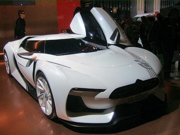 Citroen, le concept car in mostra a Parigi