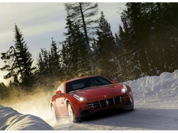 Ferrari FF al Salone di Ginevra 2011