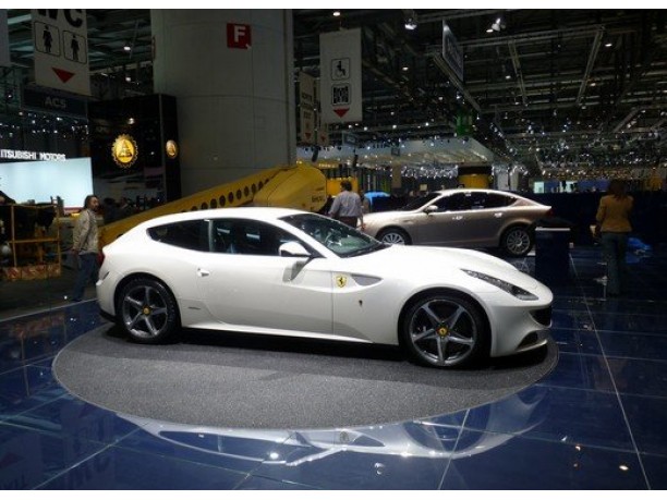 Ferrari FF al Salone di Ginevra 2011