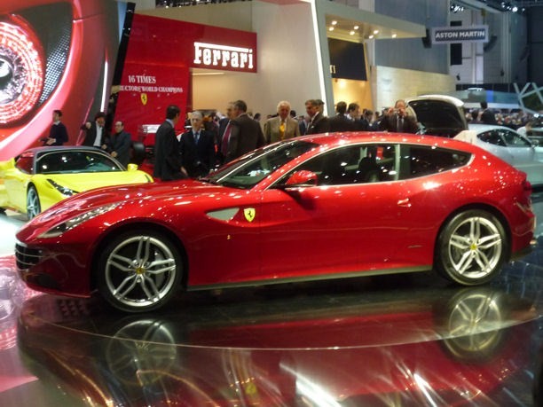 Ferrari FF al Salone di Ginevra 2011