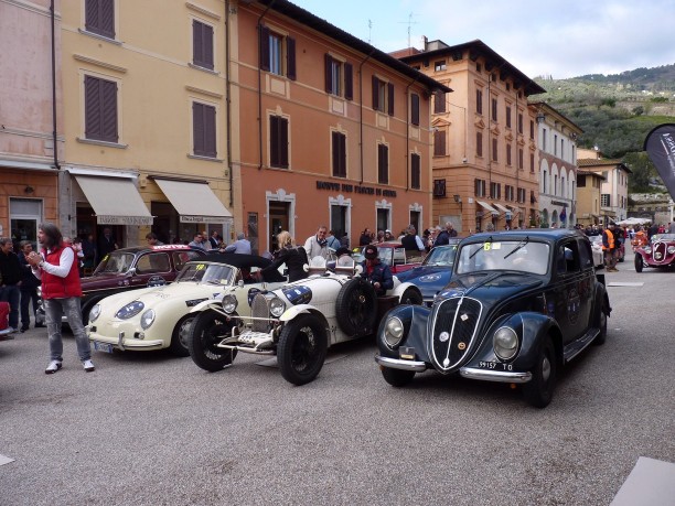 Foto esclusive da Terre di Canossa  International Classic Cars Challenge