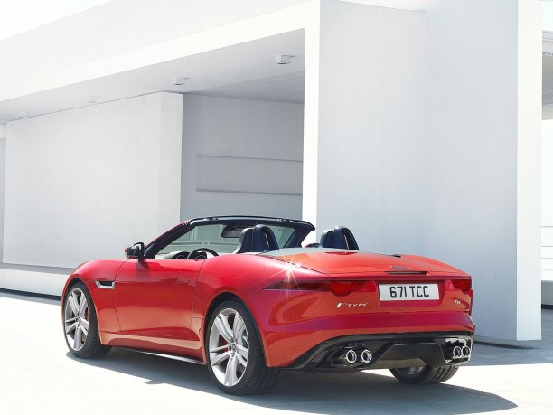 Jaguar F-Type 2013