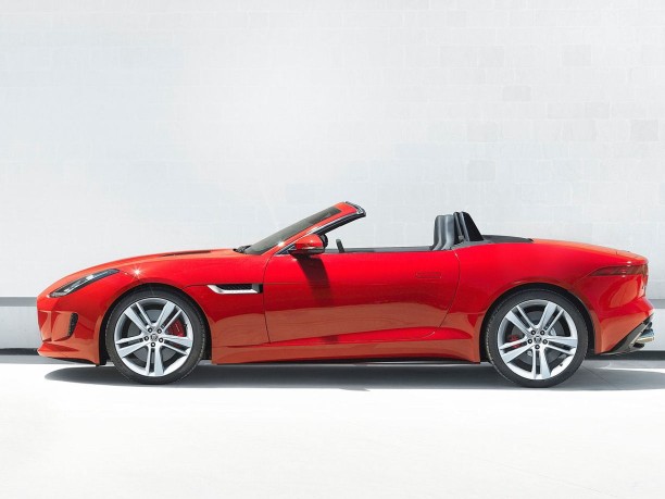 Jaguar F-Type 2013