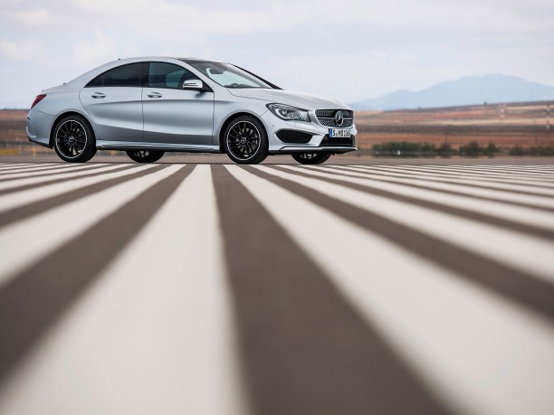 Mercedes CLA alla settimana della moda di Milano febbraio 2013