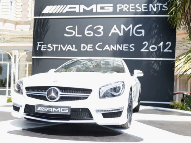 Mercedes rivestite in oro al Festival di Cannes 2012