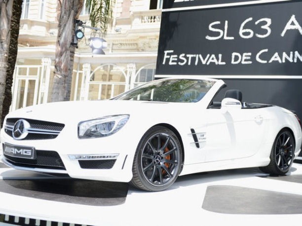 Mercedes rivestite in oro al Festival di Cannes 2012