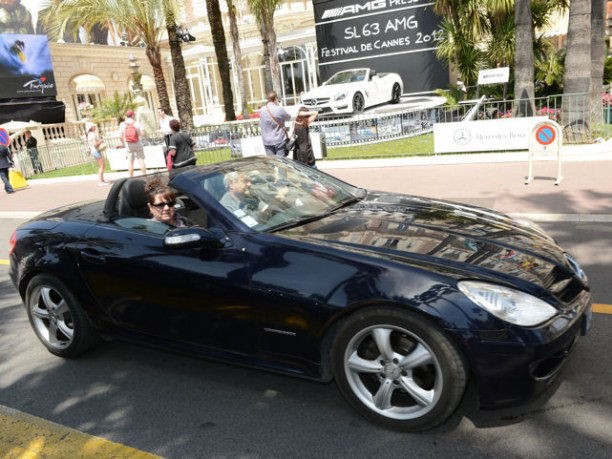 Mercedes rivestite in oro al Festival di Cannes 2012