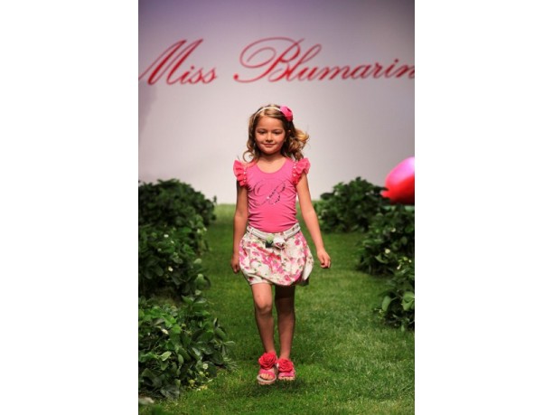 Miss Blumarine collezione primavera estate 2012 a Pitti Bimbo