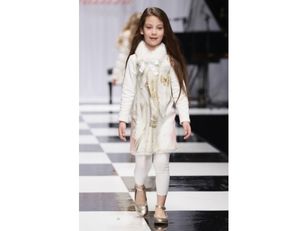 Miss Blumarine sfilata autunno inverno 2012/2013