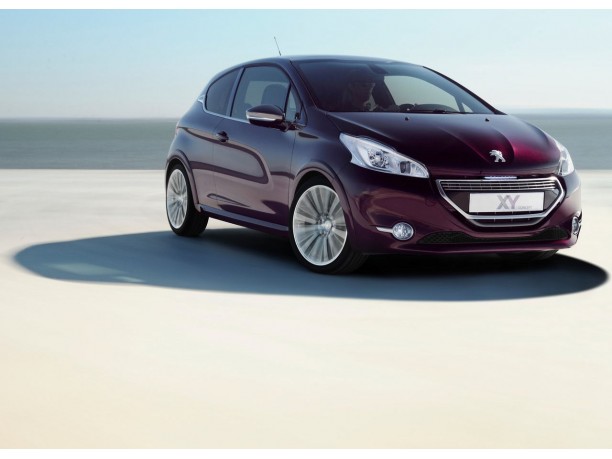 Nuova Peugeot 208 XY