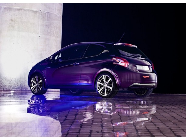 Nuova Peugeot 208 XY