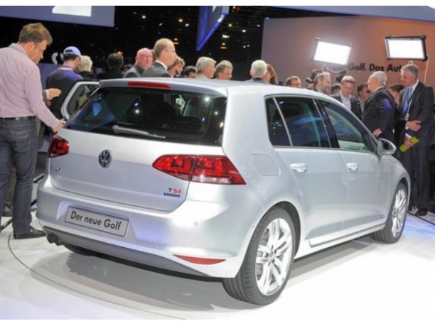 Nuova Volkswagen Golf VII