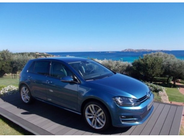 Nuova Volkswagen Golf VII