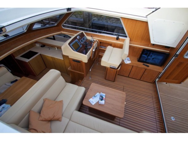 Nuovo Yacht Linssen Range Cruiser 430 Sedan Variotop